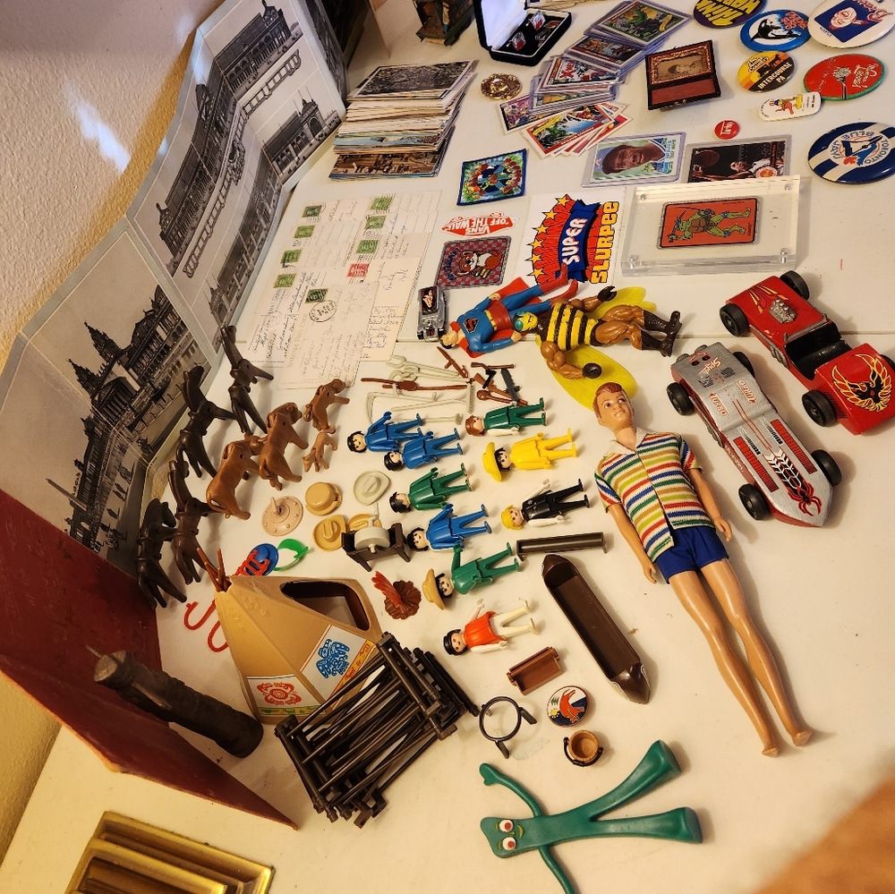 COPY - Vintage ANTIQUE LOT OF TOYS AND STUFF,WORLDS FAIR 1895 ARTIST SKETCH,MUC…